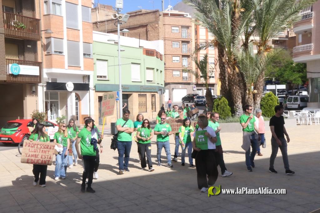 Numerosos profesores de Alcora participan en la Huelga Educativa de la Comunitat Valenciana