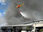 L'incendi continua actiu en una empresa de processament d'ametlla a la Vall d'Alba, Castell?
