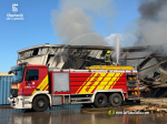 L'incendi continua actiu en una empresa de processament d'ametlla a la Vall d'Alba, Castell?