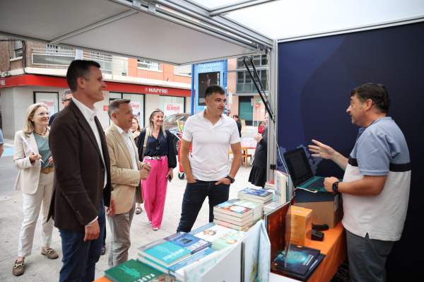 burriana-inaugura-la-fira-del-llibre-2026-una-cita-literaria-para-autores-librerias-y-lectores