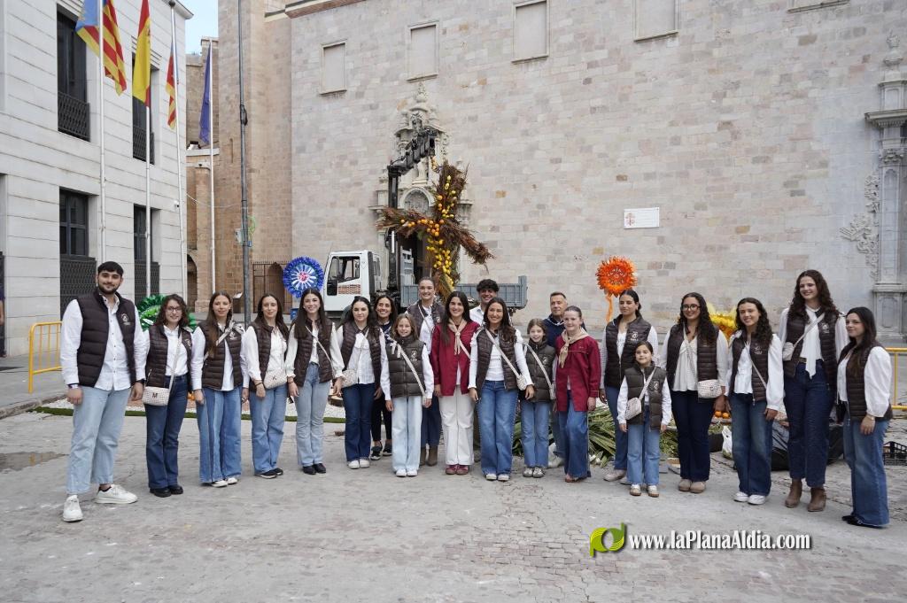 Burriana vesteix els seus carrers engalanats com a jardins amb 38 Creus de Maig i consolida el seu estatus com a Festa d'Inter?s Tur?stic Auton?mic