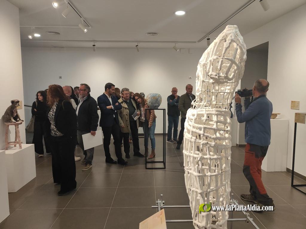 L�Alcora brilla en una noche de cer?mica, arte, m?sica y talento internacional en la gala del CICA 2026