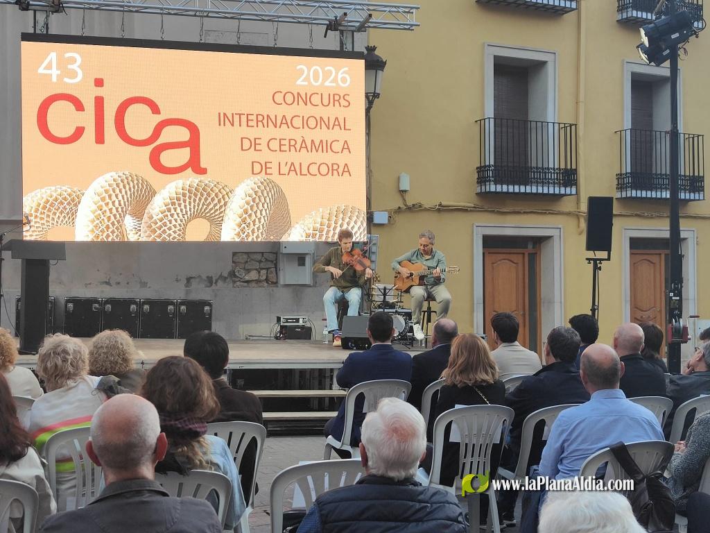L�Alcora brilla en una noche de cer?mica, arte, m?sica y talento internacional en la gala del CICA 2026