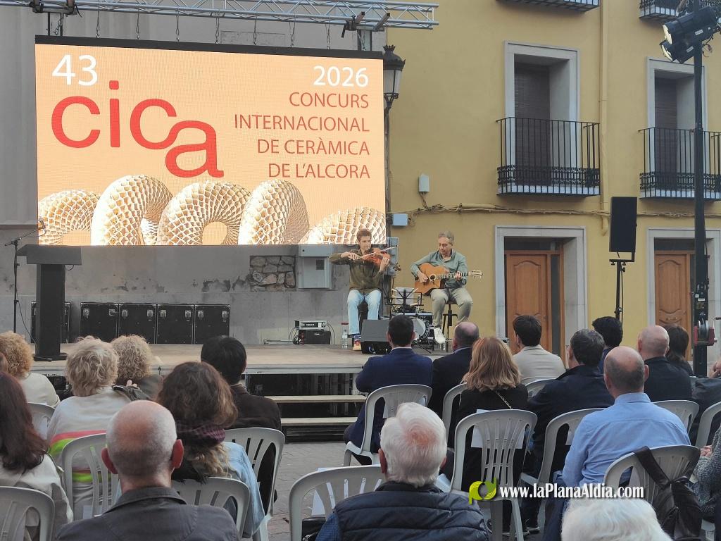 L�Alcora brilla en una noche de cer?mica, arte, m?sica y talento internacional en la gala del CICA 2026