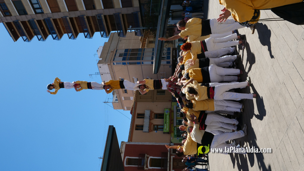 Bordegassos de Vilanova i la Geltr� visiten Vila-real en un acte de fraternitat entre ciutats germanes