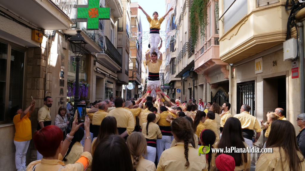 Bordegassos de Vilanova i la Geltr� visiten Vila-real en un acte de fraternitat entre ciutats germanes