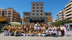Bordegassos de Vilanova i la Geltr� visiten Vila-real en un acte de fraternitat entre ciutats germanes