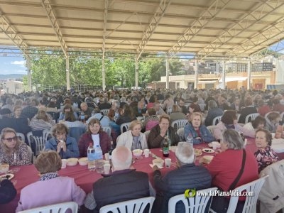 cerca-de-mil-jubilados-en-la-paella-de-san-isidro-de-alcora