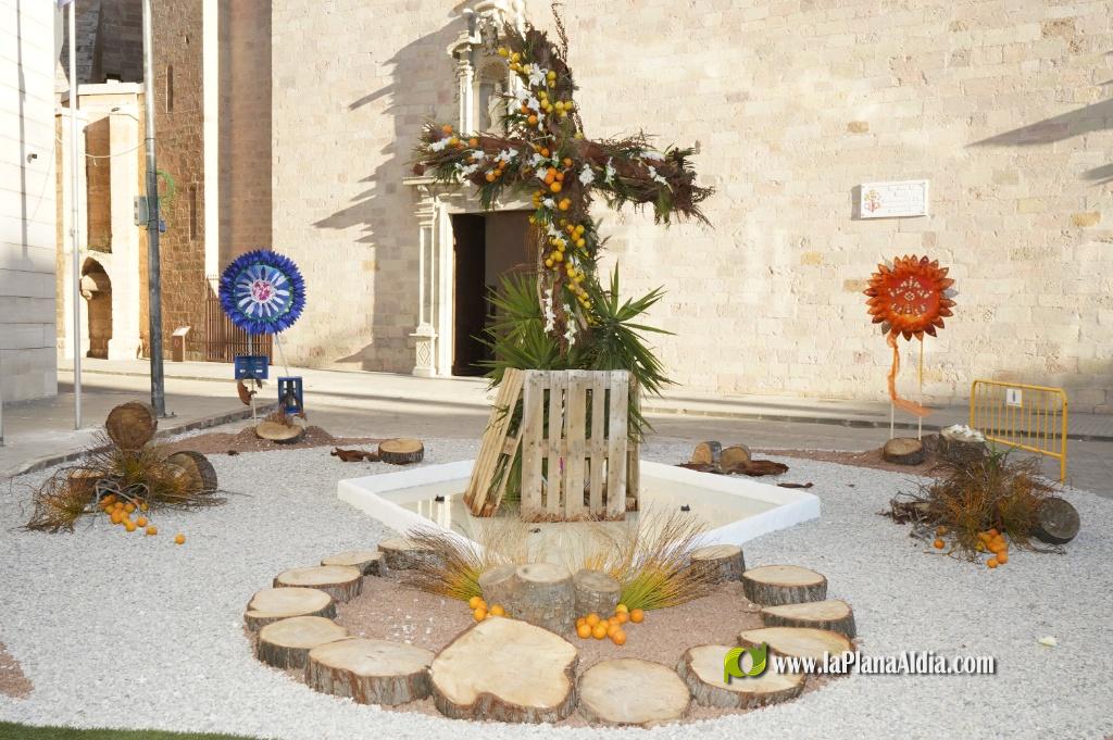 Borriana desperta plena de jardins de flors naturals