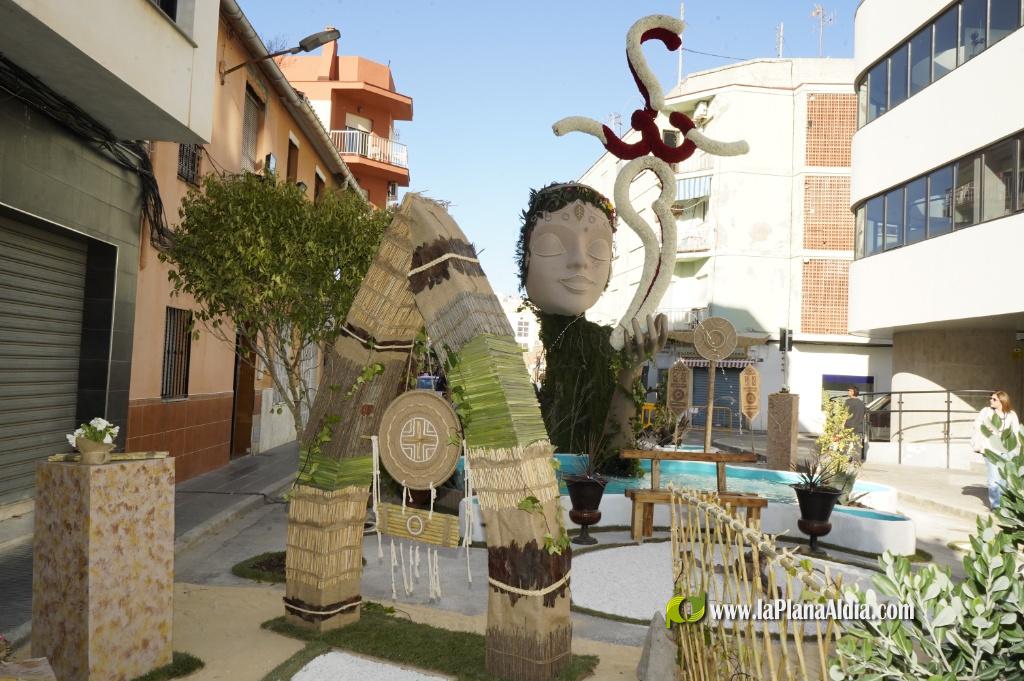 Borriana desperta plena de jardins de flors naturals