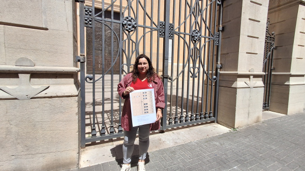 vila-real-edita-recortables-para-el-campanario-gracias-a-la-cesion-de-la-familia-arenos