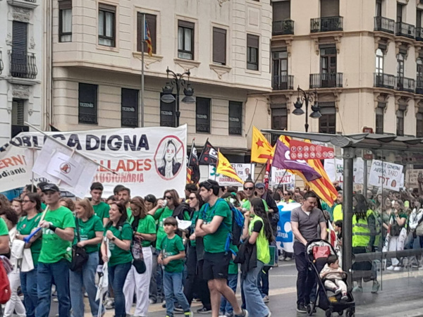 Lo Rat Penat denuncia el chantaje lingüístico aprovechando la huelga educativa