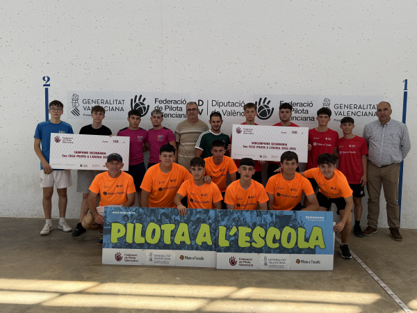 Massalfassar acoge la fase final de Pilota a l'Escola con nueve centros educativos de la provincia