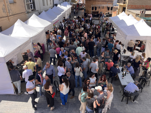 les-useres-celebra-la-xii-fira-del-vi-con-cinco-bodegas-catas-y-actividades-culturales