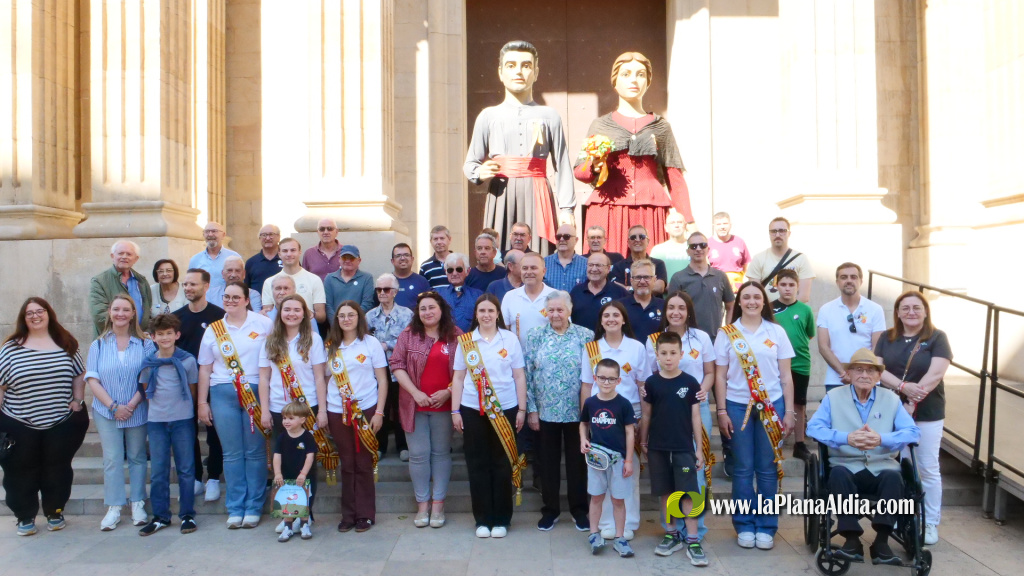 Vila-real reuneix a Pasquals i Pasquales amb Villarreal i celebra un dinar de pensionistes i una visita a una exposici�