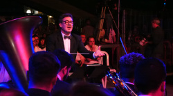 Vila-real Talent omple la Pla�a Major amb un espectacle multidisciplinari que va reunir a m�s de 250 persones implicades, sota la direcci� de Rosanna i Gisela Morales, i amb el mentalista Toni Pons com a artista convidat