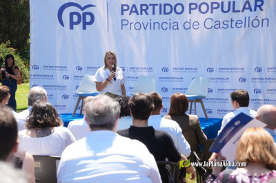 Marta Barrachina defiende las políticas útiles del PP para proteger a los más de 20.000 dependientes de la provincia porque 