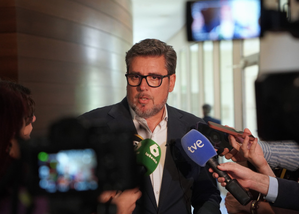 El GPP reclama un plan de trabajo dinámico para esclarecer la verdad en Les Naus y acusa a la izquierda de relatos previos