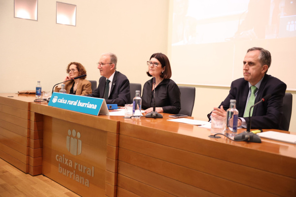 caixa-rural-burriana-eleva-su-resultado-un-24-1-al-cierre-de-2025-y-rinde-homenaje-al-exdirector-general-jose-luis-traver