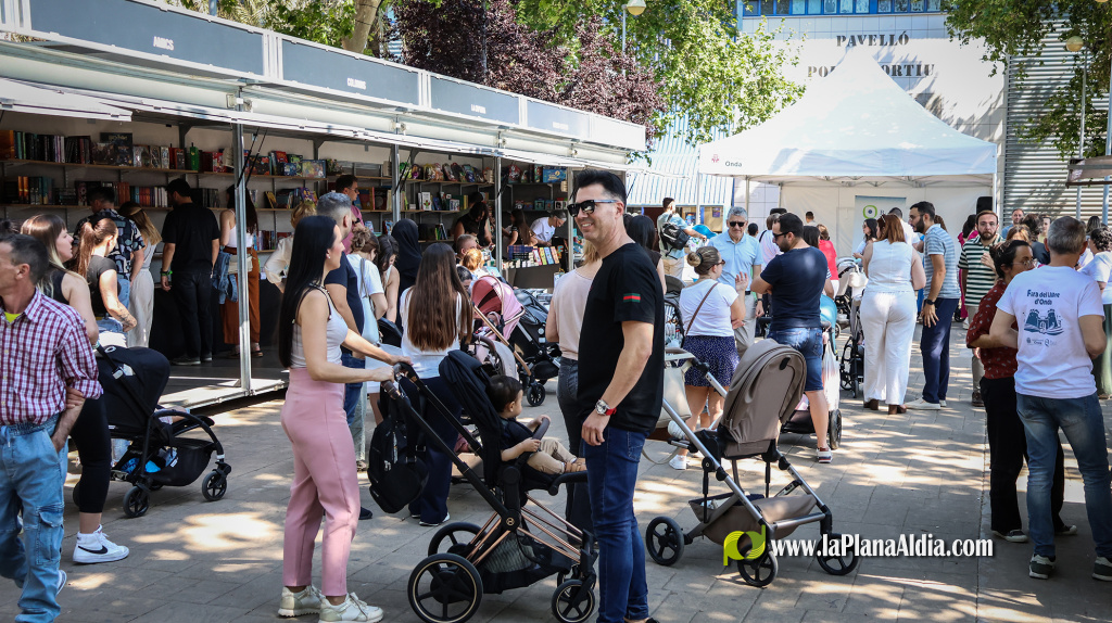 Onda cierra la 41ª Fira del Llibre con cinco días de encuentros entre lectores y autores
