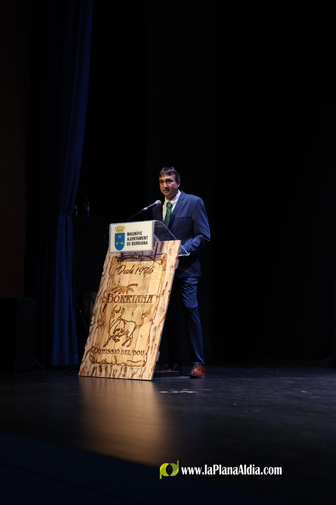 Burriana celebra la gala del 50� aniversari de la Comissi� del Bou