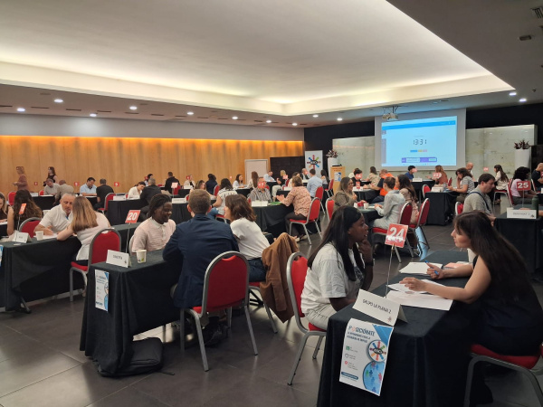 La Mesa de Responsabilidad Social de Castellón refuerza el empleo inclusivo con una nueva edición de Posiciónate