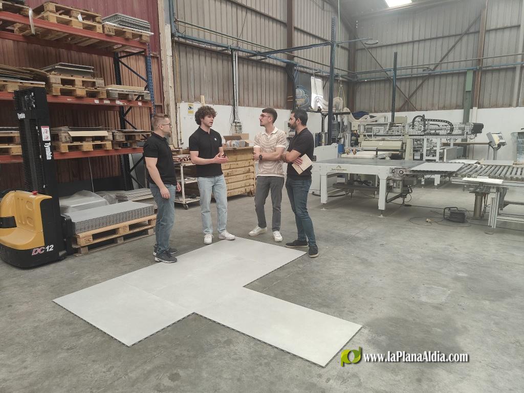 Alcora apoya a Ondablock un m�todo que busca revolucionar la colocaci�n cer�mica