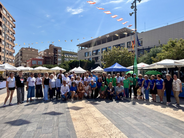 la-feria-de-ong-de-almassora-destaca-la-solidaridad-y-el-trabajo-de-las-entidades-locales