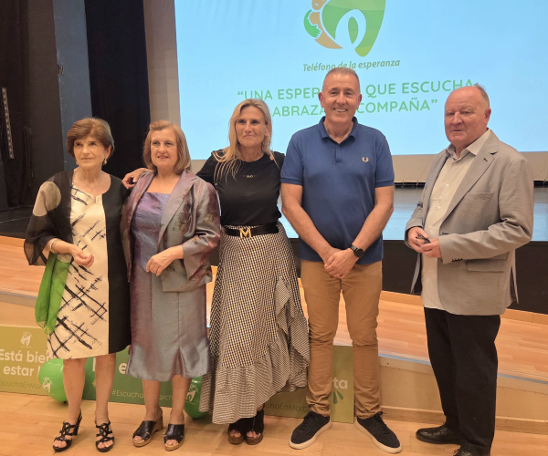 Castelló celebra el 25è aniversari del Telèfon de l'Esperança amb reconeixement municipal