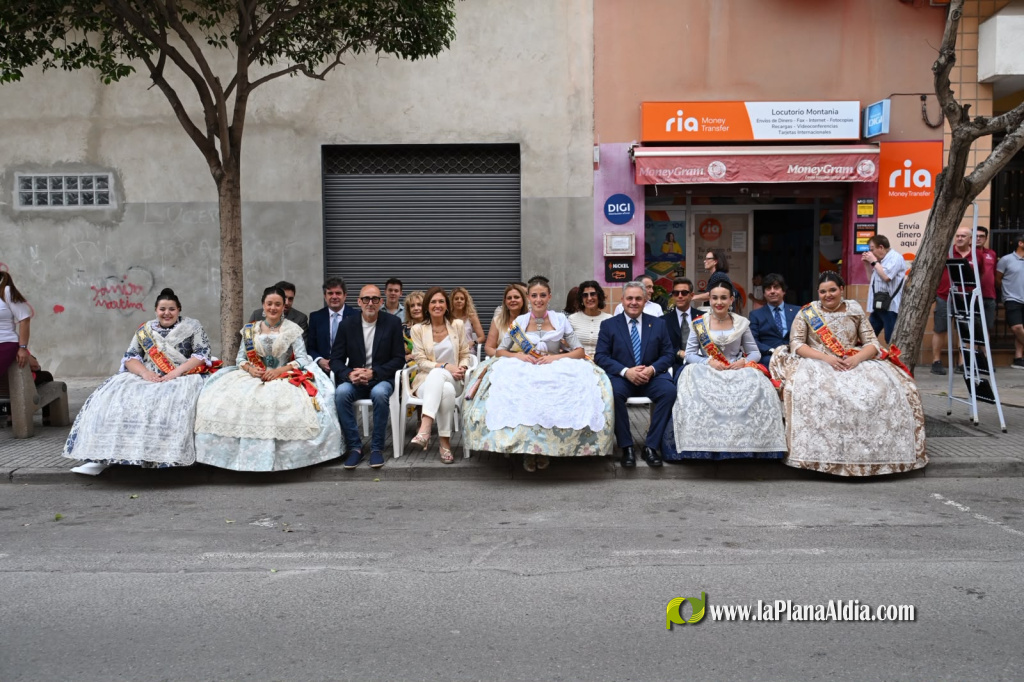 Almassora omple els carrers de tradici�, m�sica i color amb el Preg� que s'ajorn� per la pluja