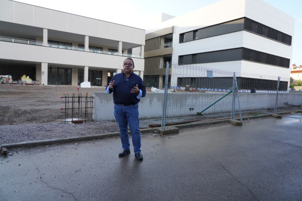 el-consell-culmina-la-residencia-de-sant-mateu-con-13-millones-y-la-define-como-vida-para-nuestra-comarca