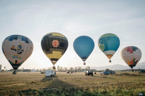 El III Festival Internacional del Viento bate récord de globos aerostáticos con siete unidades
