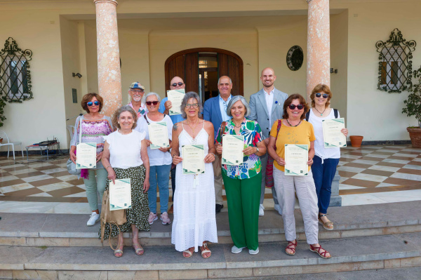 Benicarló celebra la clausura de la UNED Sénior en Benicàssim con 20 alumnos y un avance hacia el crecimiento