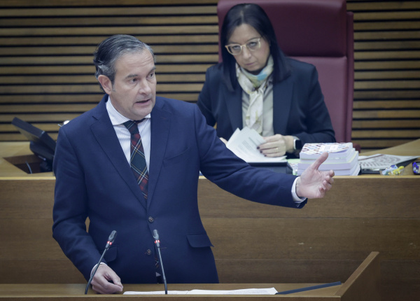 Pastor acusa a Bernabé de dejadez de funciones y de priorizar su campaña electoral en Valencia