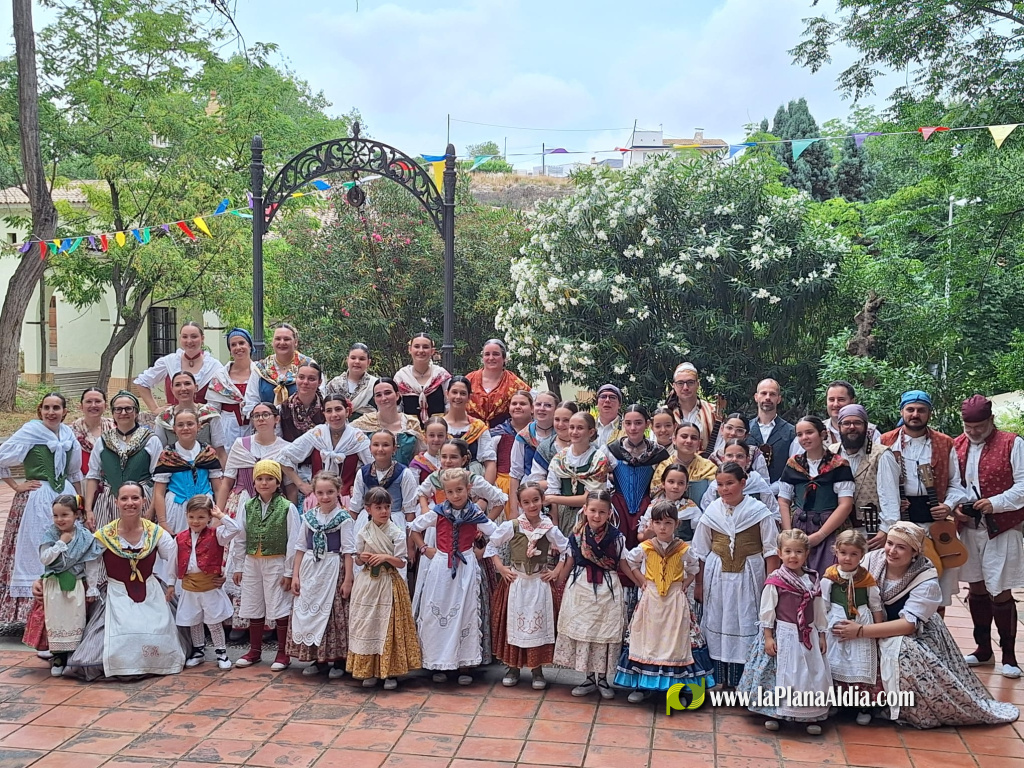 Romeria en honor a la Verge del Roc�o i 38� Festival de Danses en Vila-real