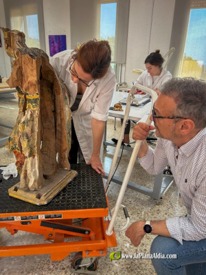 El Servicio de Restauración de la Diputación amplía conocimientos en obras escultóricas