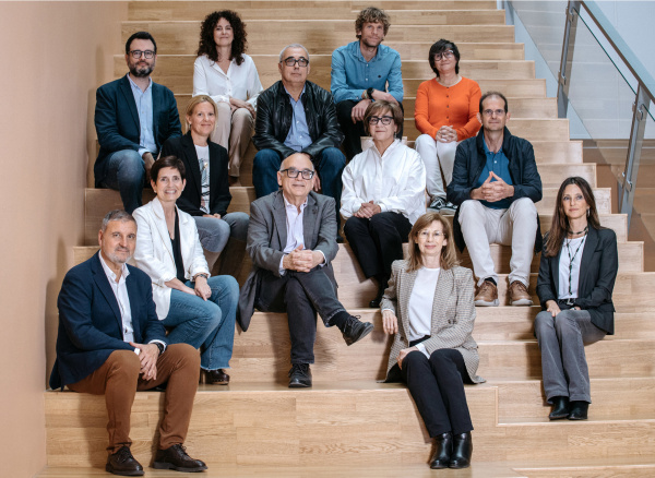 Lancis signa la seva primera resolució com a rector de l'UJI i designa l'Equip de Govern