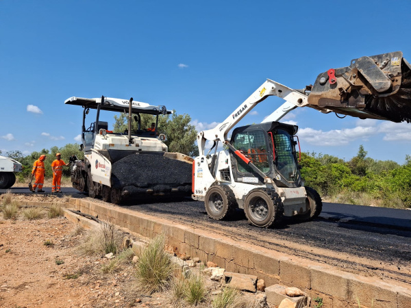 Benicarló inicia el asfaltado del camino de Capuro para renovar 3,5 km de vías rurales con una inversión de más de 400.000 euros