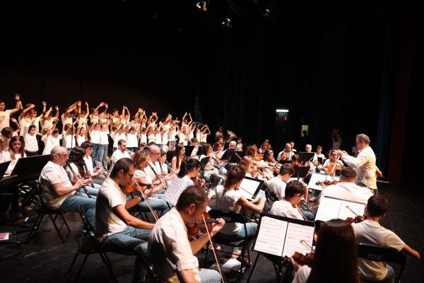 Burriana cierra el curso con concierto del Conservatori Abel Mus y graduación en el Centre Municipal de les Arts