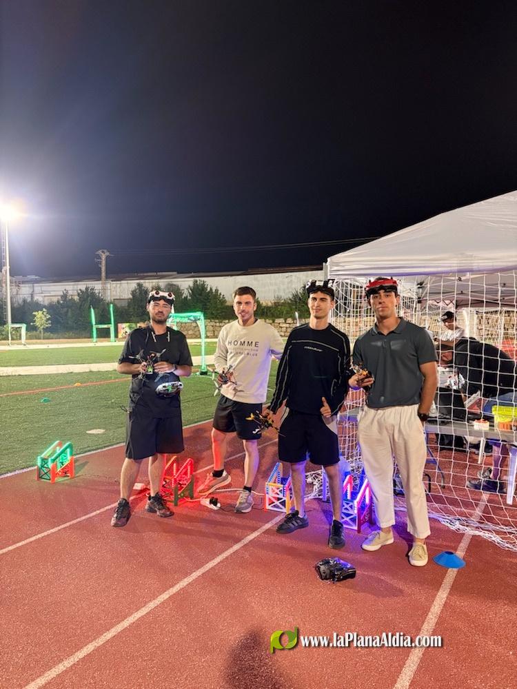 El V Open Nocturno DRL?A re�ne a pilotos nacionales e internacionales en una espectacular noche de competici�n FPV