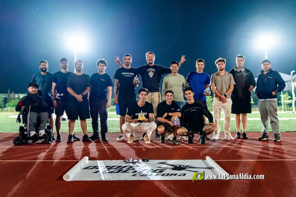 El V Open Nocturno DRL?A re�ne a pilotos nacionales e internacionales en una espectacular noche de competici�n FPV