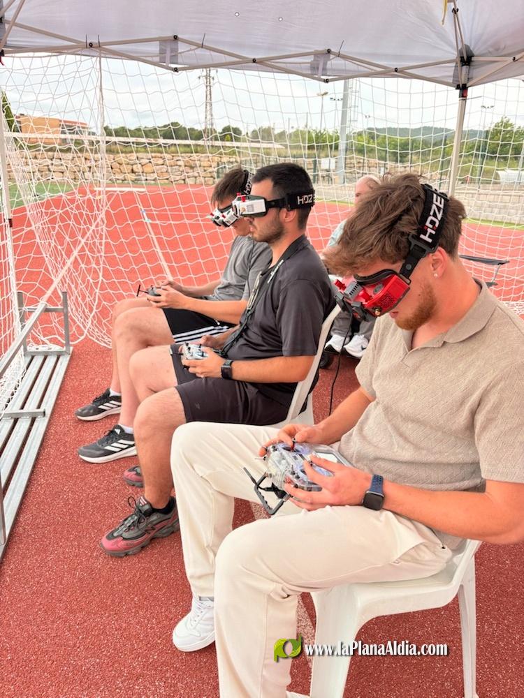 El V Open Nocturno DRL?A re�ne a pilotos nacionales e internacionales en una espectacular noche de competici�n FPV