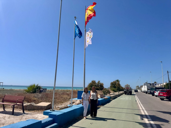 almassora-iza-dos-banderas-azules-por-primera-vez-y-obtiene-el-sendero-azul
