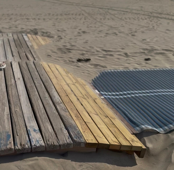 El PSPV denuncia que Begoña Carrasco vuelve a abandonar las playas accesibles de Castelló, un año después de las mismas denuncias