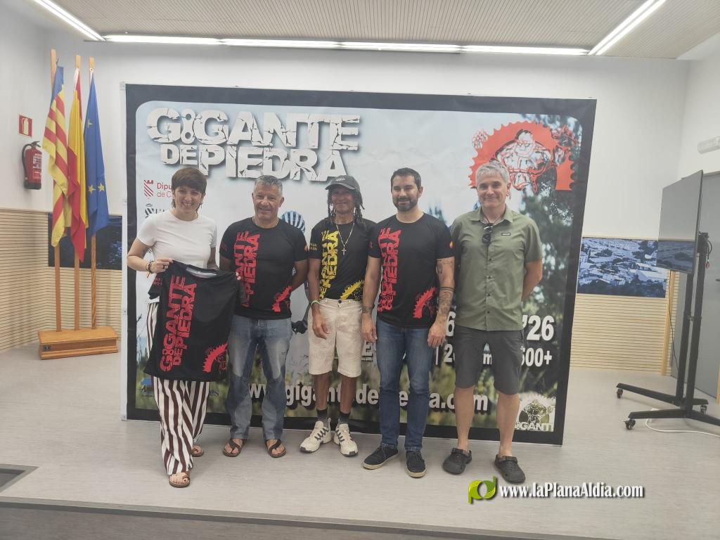 Roberto Bou se impone la Ultramarat�n Gigante de Piedra de Alcora de 200 km 