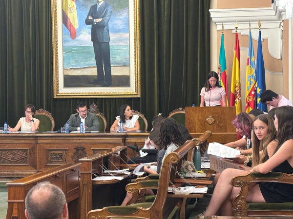 castellon-impulsa-un-concurso-escolar-sobre-salud-mental-y-presenta-el-balance-del-cmia-para-el-curso-2025-2026