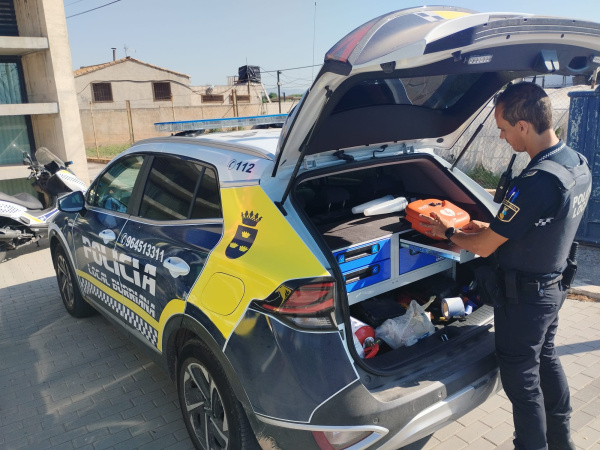 la-policia-local-de-burriana-salva-la-vida-de-un-vecino-en-parada-cardiorrespiratoria-gracias-al-desa-y-a-una-intervencion-rapida