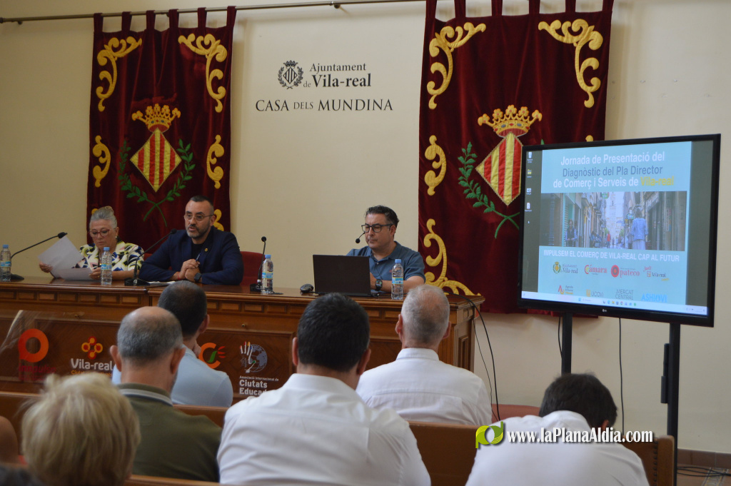 Vila-real avan�a en el nou Pla Director del Comer� Local amb diagn�stic participatiu que marca el full de ruta de futur