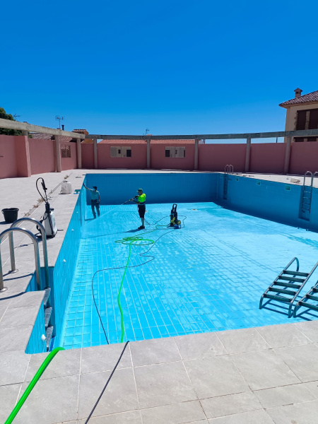 la-piscina-municipal-de-vistabella-del-maestrat-abrira-el-26-de-junio-con-clases-de-natacion-y-aquagym
