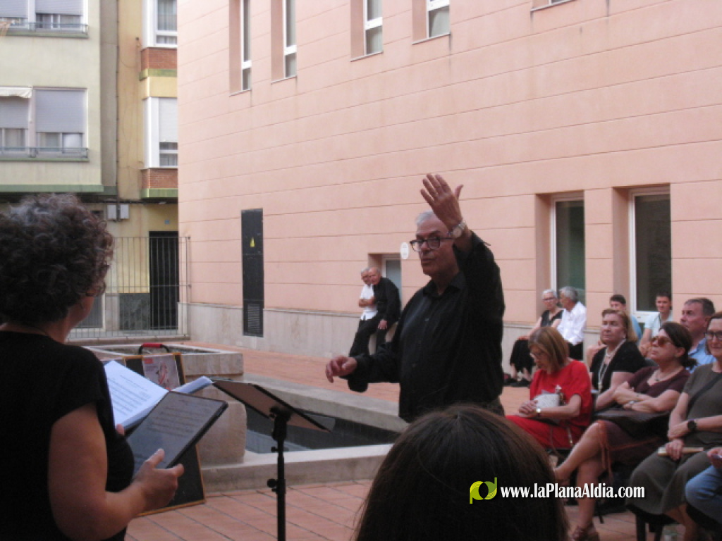 Intercanvi coral entre Castell� i Borriana al Jard� Arqueol�gic del Centre Municipal de Cultura La Merc� de Burriana